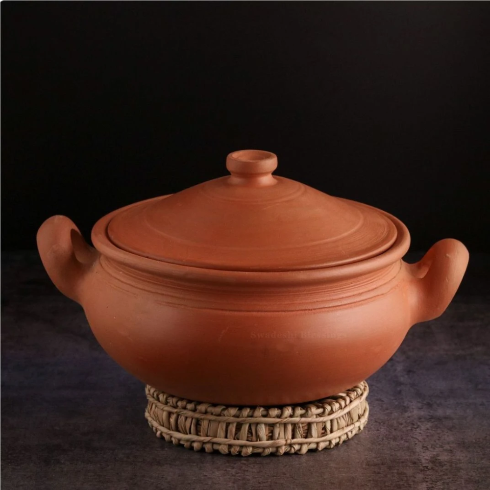 Unglazed Clay Handi / Earthen Hot Case / Clay Pots Combo for Cooking & Serving with Lids – 2L & 2.5L (Red) (Natural Firing Shade & Mirror Shine) + FREE Ash for Cleaning