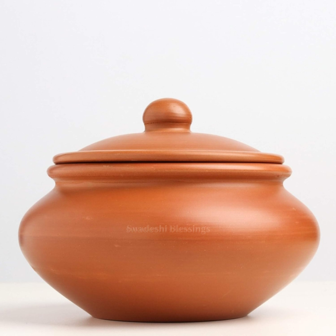 Premium Unglazed Clay Curd Pot | Earthen Dahi Handi | Terracota Traditional Dahi Handi | Clay Handi for Serving with Lid, 1.3L | Includes Ash for Cleaning