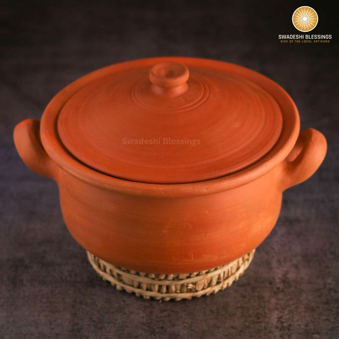 Premium Unglazed Clay Pot for Serving | Earthen Kadhai | Flat Terracota Pot | Clay Handi for Serving with Lid | Includes Free Palm Leaf Stand and Ash for Cleaning
