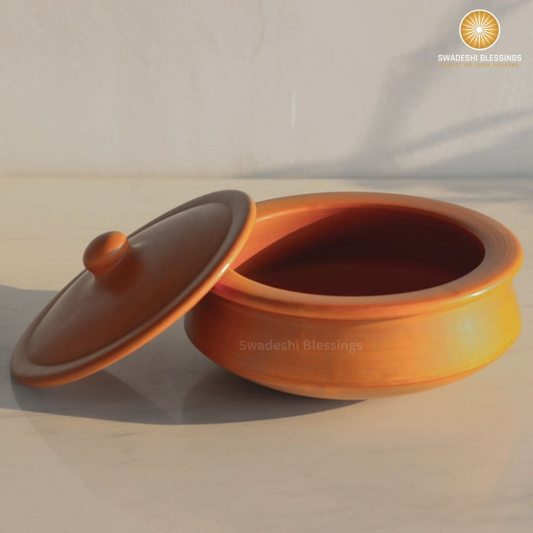 Unglazed Clay Pot for Cooking | Earthen Kadhai | Kerela Handi | Clay Handi for Serving with Lid, 2.8L | Includes Free Palm Leaf Stand and Ash for Cleaning