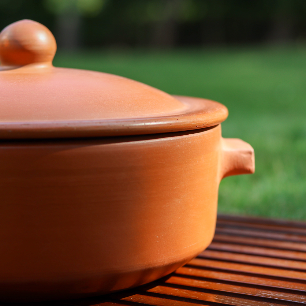 Unglazed Clay Handi / Earthen Hot Case / Clay Pots Combo for Cooking & Serving with Lids – 2L & 2.5L (Red) (Natural Firing Shade & Mirror Shine) + FREE Ash for Cleaning