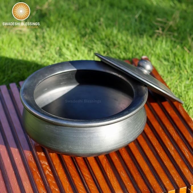 Unglazed Clay Handi / Earthen Kadai / Clay Pots Combo for Cooking & Serving with Lids – 2.8L Black & 2.8L Red (Natural Firing Shade & Mirror Shine) + FREE Ash for Cleaning