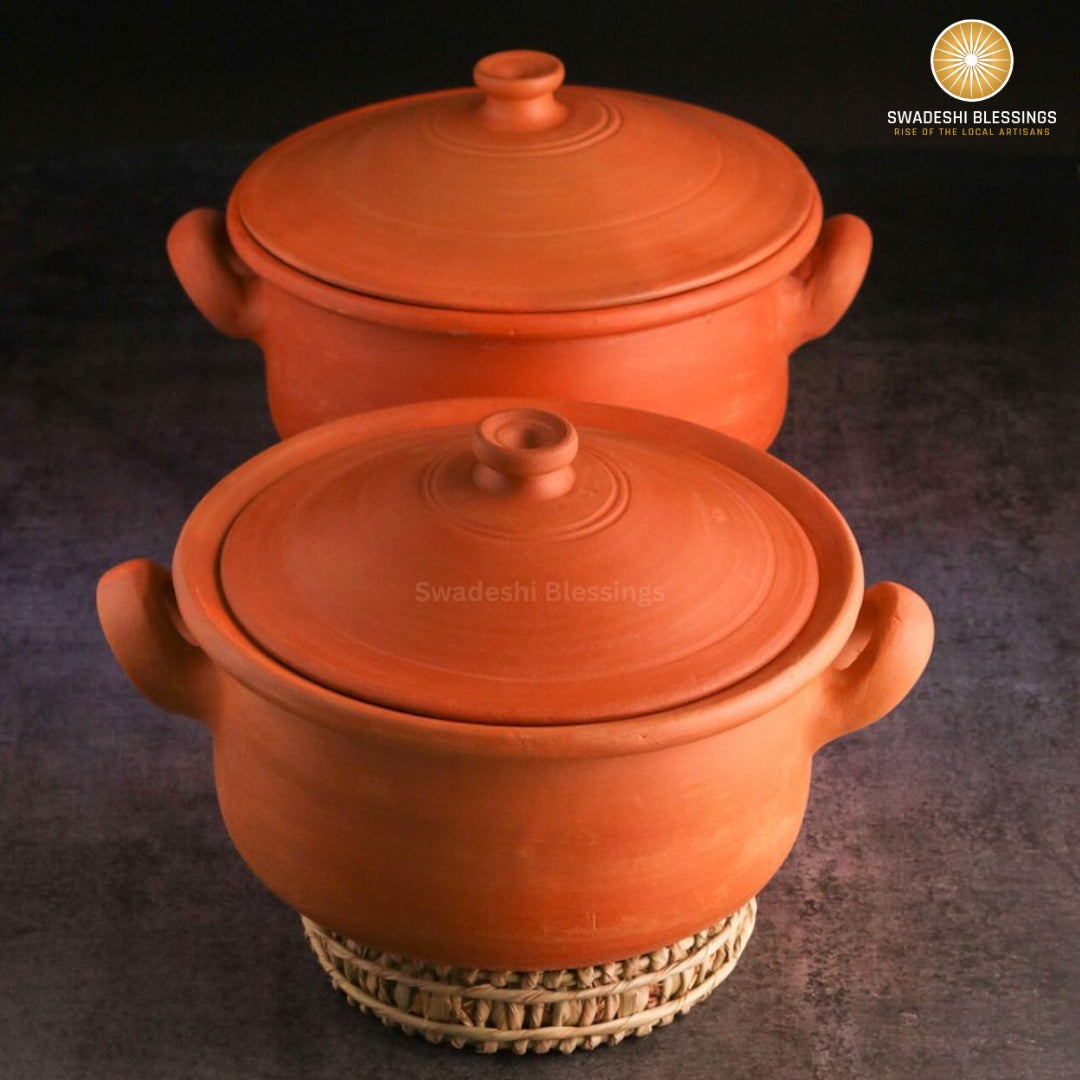 Premium Unglazed Clay Pot for Serving | Earthen Kadhai | Flat Terracota Pot | Clay Handi for Serving with Lid | Includes Free Palm Leaf Stand and Ash for Cleaning