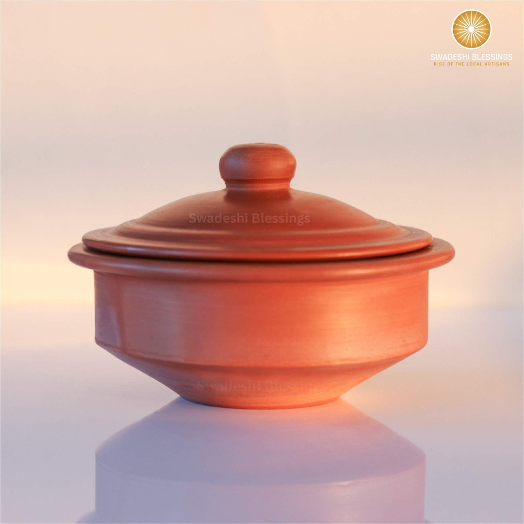 Unglazed Clay Curd Pot | Earthen Dahi Handi | Terracota Regular clay Dahi Handi | Clay Handi for Serving with Lid, 1.3L | Includes Free Palm Leaf Stand and Ash for Cleaning