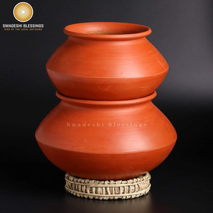 Premium Unglazed Clay Pot for Cooking | Earthen Kadhai | Kerela Handi | Clay Handi for Serving with Lid, 2.8L | Includes Free Palm Leaf Stand and Ash for Cleaning Swadeshi Blessings