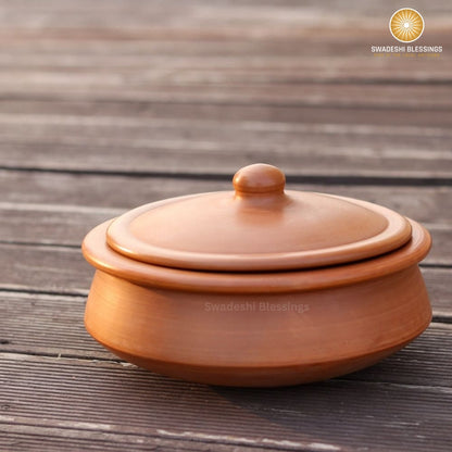 Unglazed Clay Pot for Cooking | Earthen Kadhai | Kerela Handi | Clay Handi for Serving with Lid, 2.8L | Includes Free Palm Leaf Stand and Ash for Cleaning