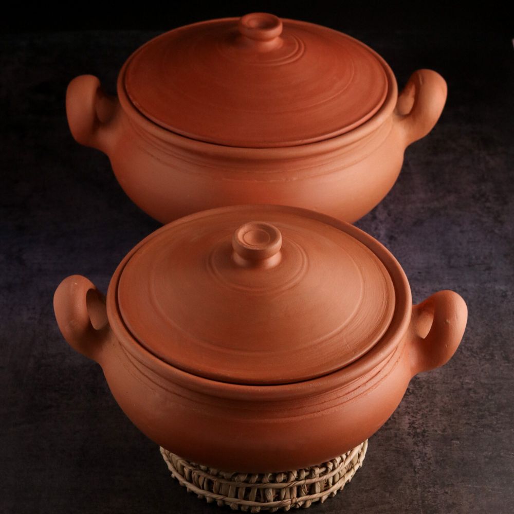 Premium Unglazed Clay Pot for Cooking | Earthen Kadhai | Round Terracota Kadhai | Clay Handi for Serving with Lid, 2.5L | Includes Free Palm Leaf Stand and Ash for Cleaning Swadeshi Blessings